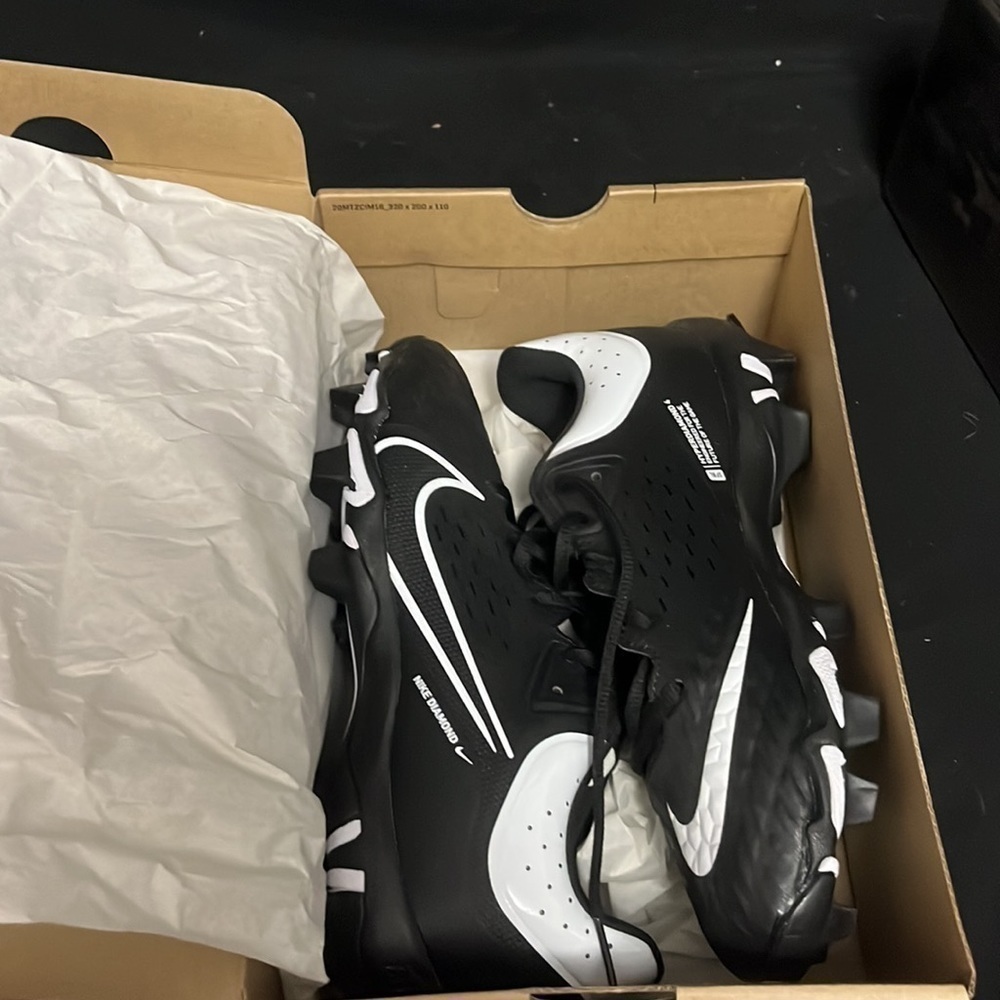 NIKE- Hyperdiamond 4 Keystone Softball cleats. NWT - Picture 9 of 9